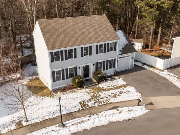 181 Tarkiln Pl, New Bedford, MA 02745