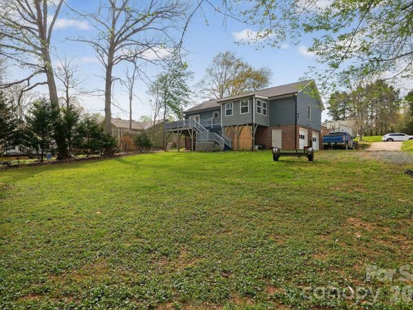 1163 Hidden Creek Circle, Hickory, NC 28602