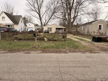 2523 Guernsey Dell Avenue, Dayton, OH 45404