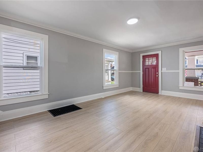 107 N Clairmont Avenue, Springfield, OH 45503 Photo 8