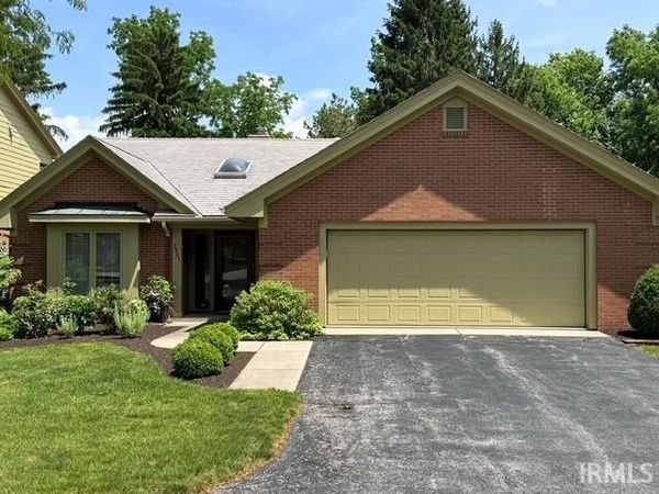 2801 Wind Pump Road, Fort Wayne, IN 46804