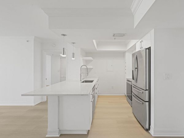99 SE Mizner Boulevard, Unit 609, Boca Raton, FL 33432