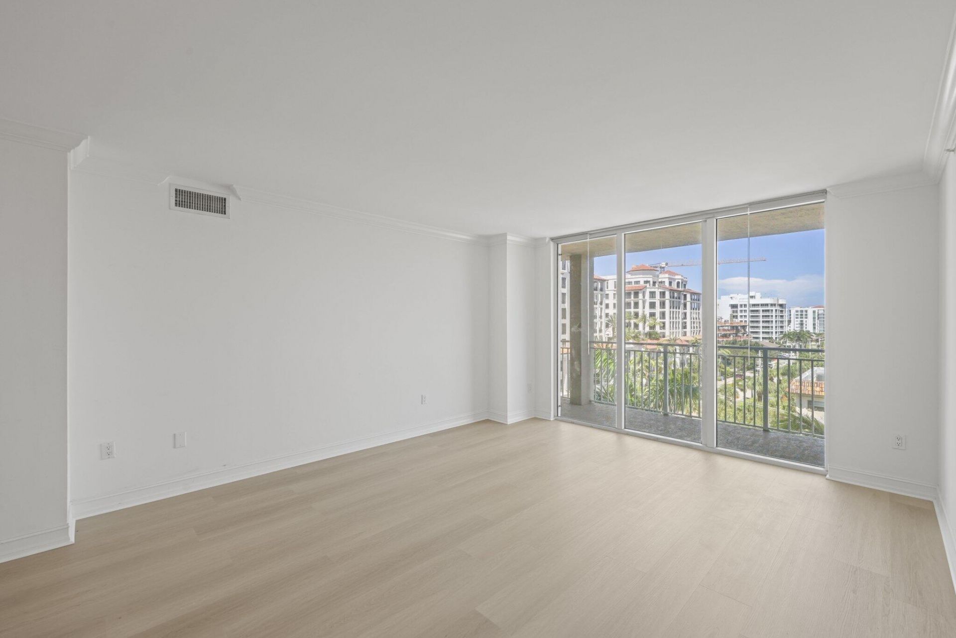 99 SE Mizner Boulevard, Unit 609, Boca Raton, FL 33432 Photo