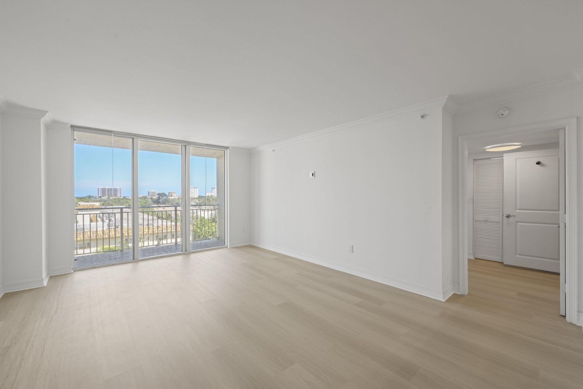 99 SE Mizner Boulevard, Unit 609, Boca Raton, FL 33432 Photo