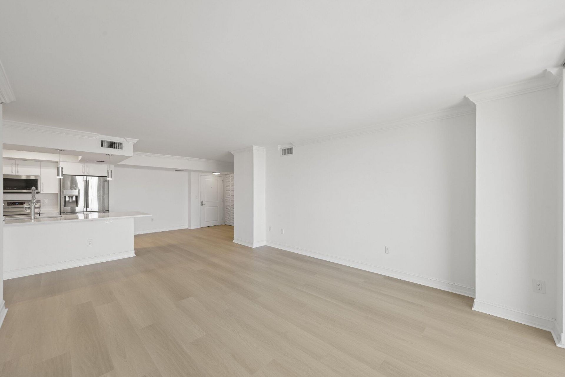 99 SE Mizner Boulevard, Unit 609, Boca Raton, FL 33432 Photo