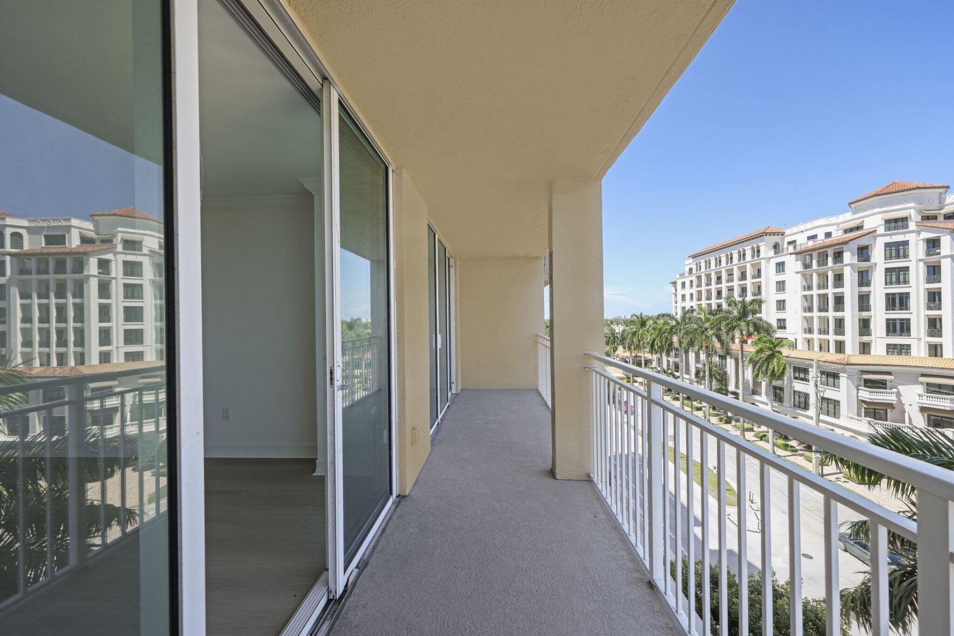 99 SE Mizner Boulevard, Unit 609, Boca Raton, FL 33432 Photo