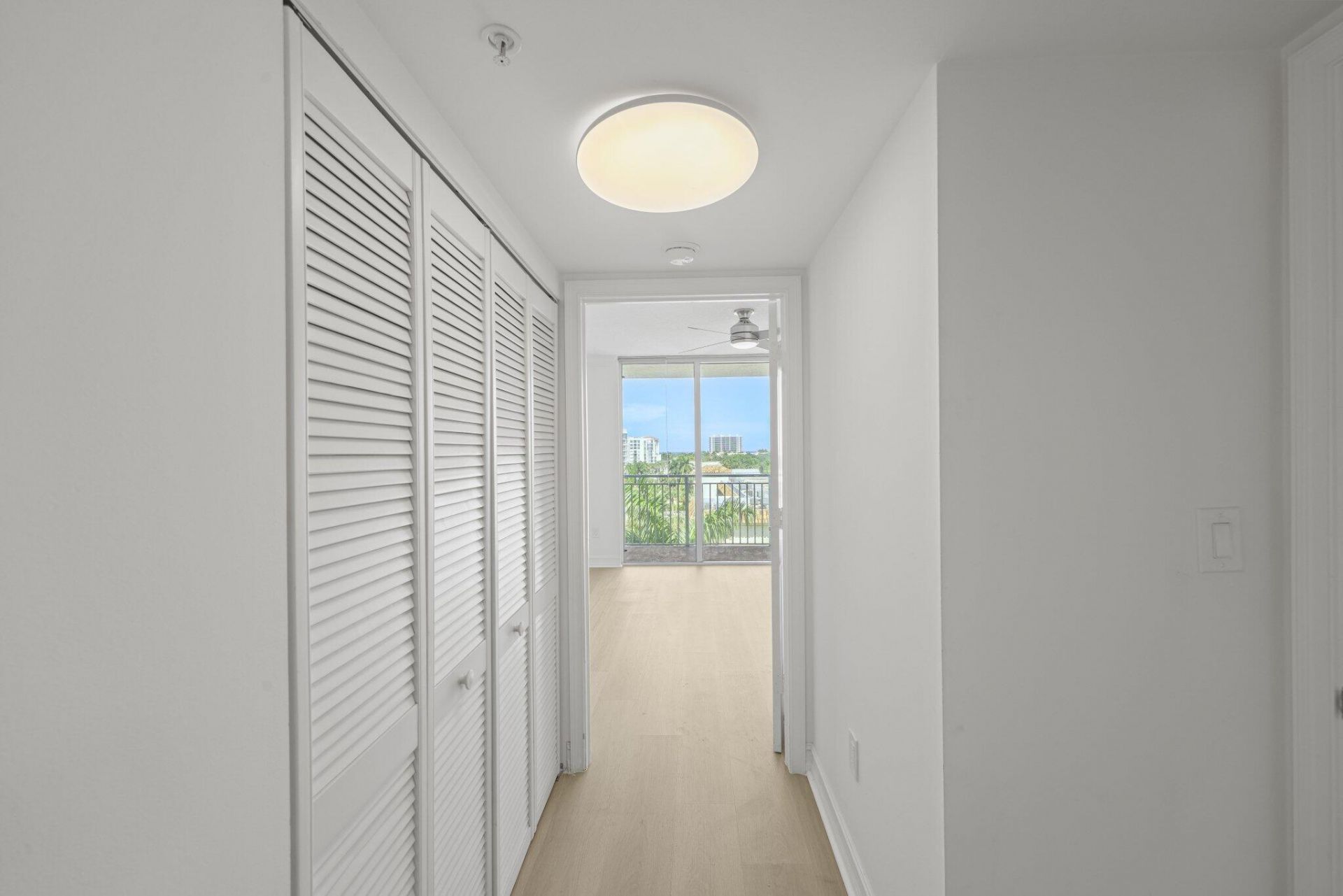 99 SE Mizner Boulevard, Unit 609, Boca Raton, FL 33432 Photo