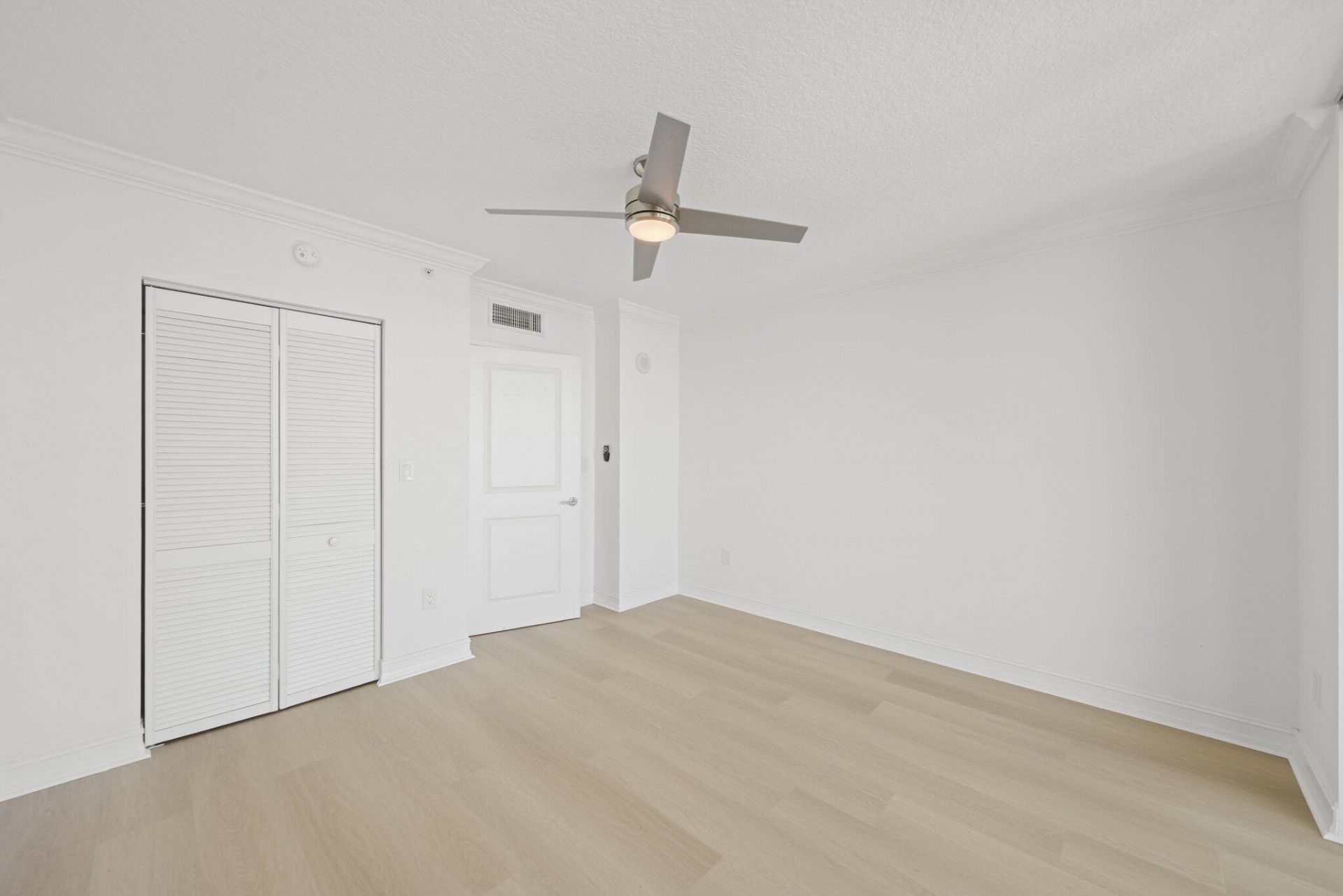99 SE Mizner Boulevard, Unit 609, Boca Raton, FL 33432 Photo