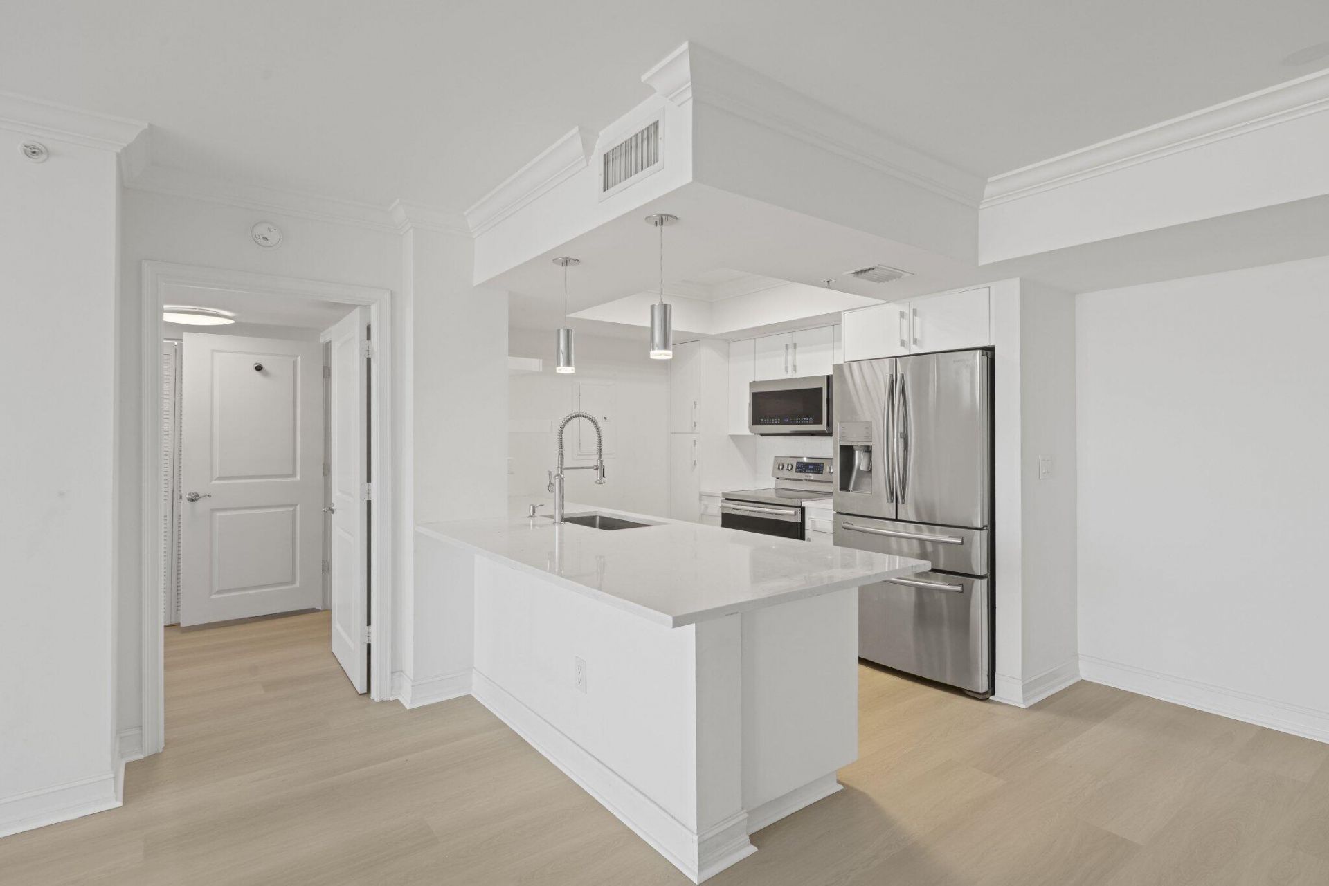99 SE Mizner Boulevard, Unit 609, Boca Raton, FL 33432 Photo