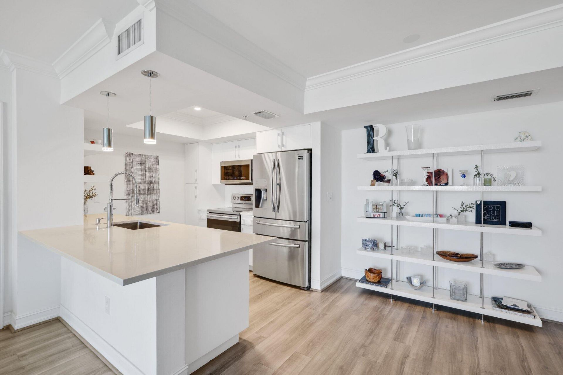 99 SE Mizner Boulevard, Unit 609, Boca Raton, FL 33432 Photo