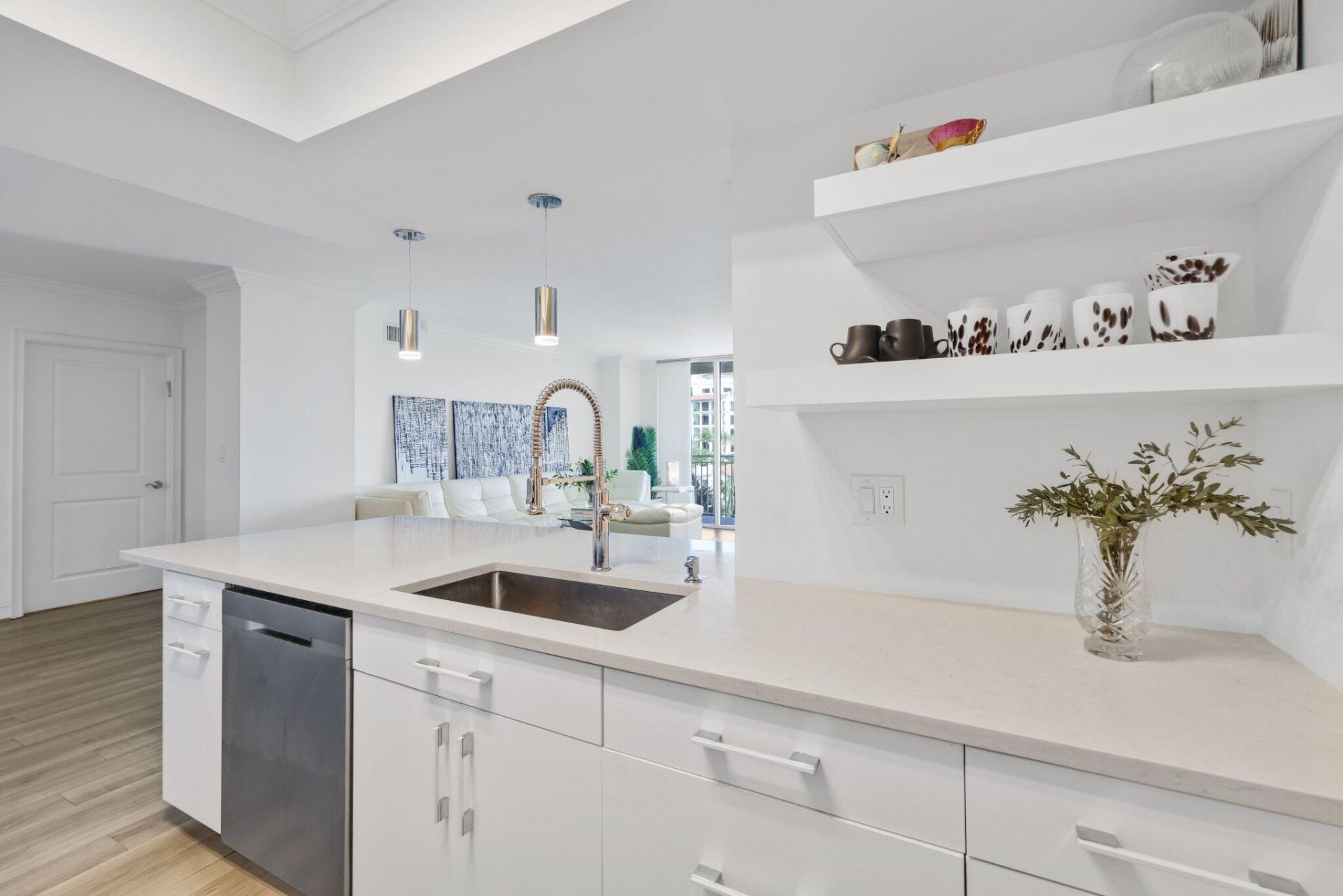 99 SE Mizner Boulevard, Unit 609, Boca Raton, FL 33432 Photo