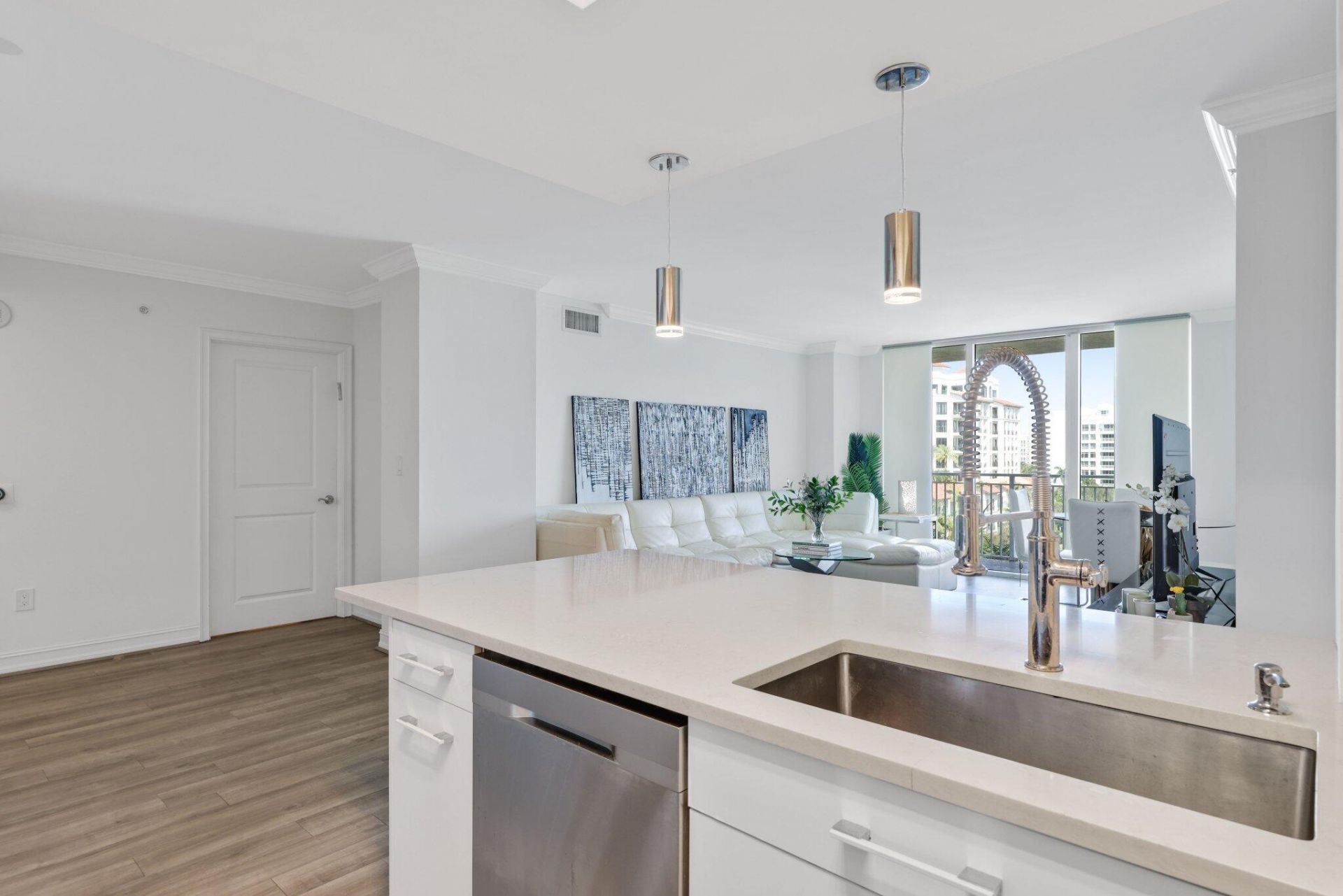 99 SE Mizner Boulevard, Unit 609, Boca Raton, FL 33432 Photo