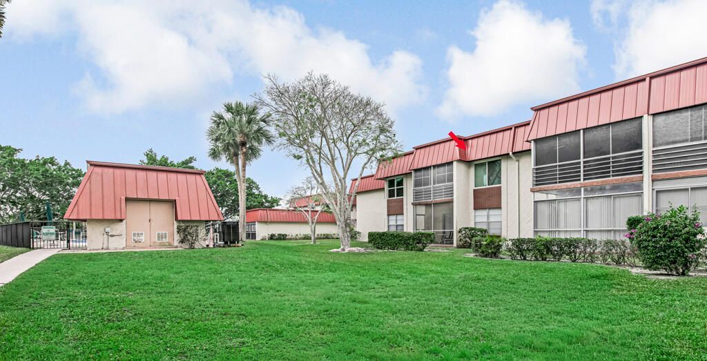 12022 W Greenway Drive, Unit 204, Royal Palm Beach, FL 33411 Photo