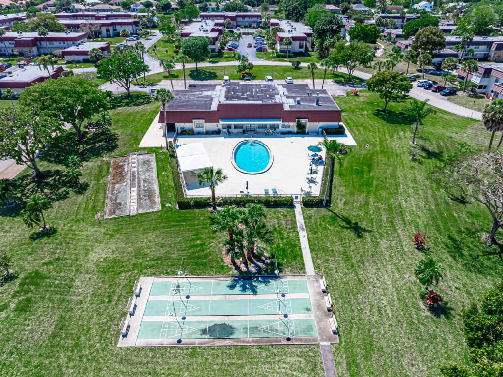 12022 W Greenway Drive, Unit 204, Royal Palm Beach, FL 33411 Photo