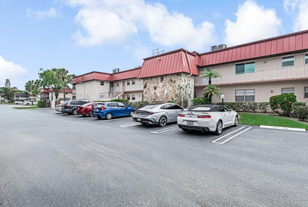 12022 W Greenway Drive, Unit 204, Royal Palm Beach, FL 33411 Photo