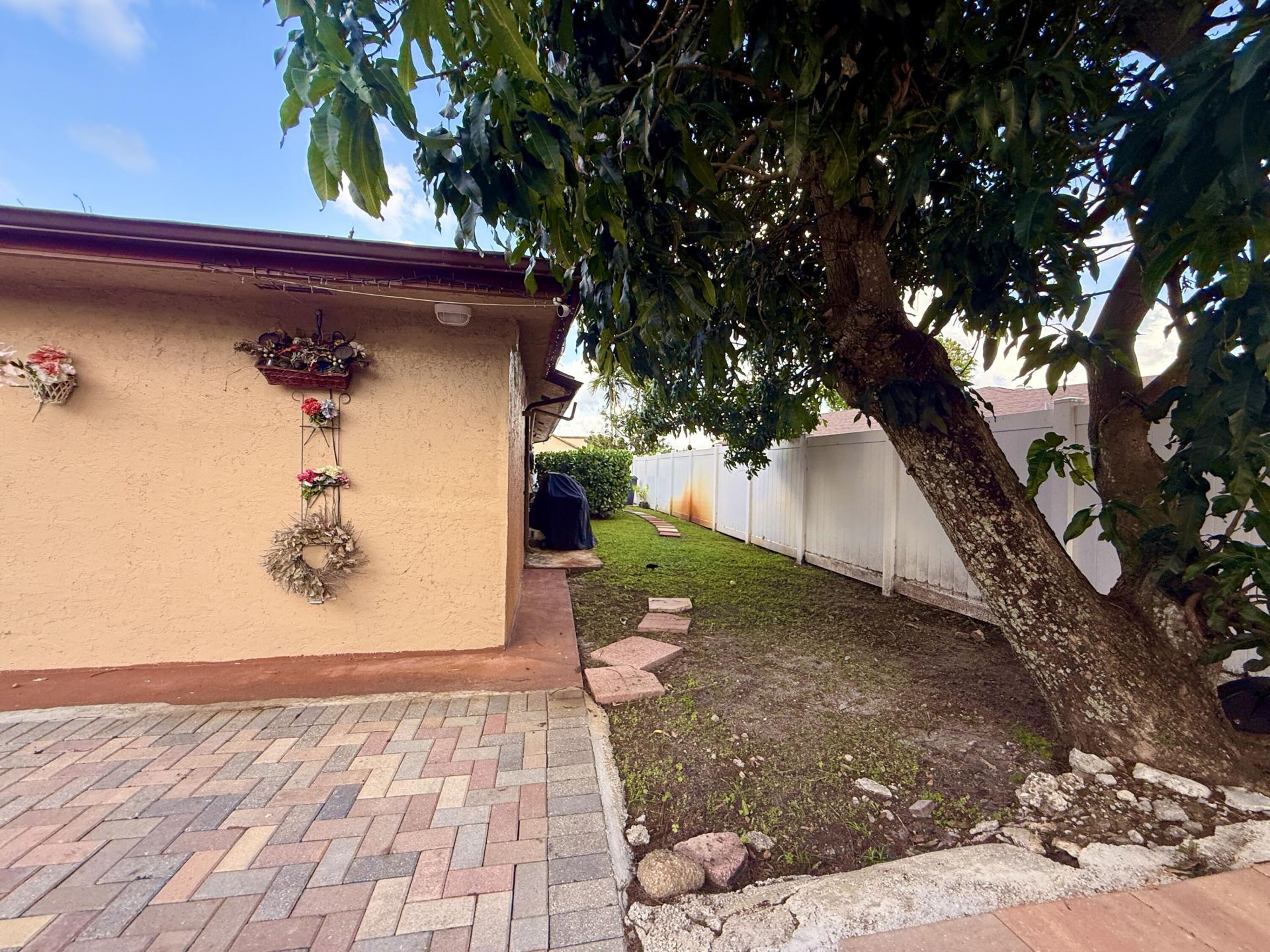 5279 W Woodstone Cir Circle W, Lake Worth, FL 33463 Photo