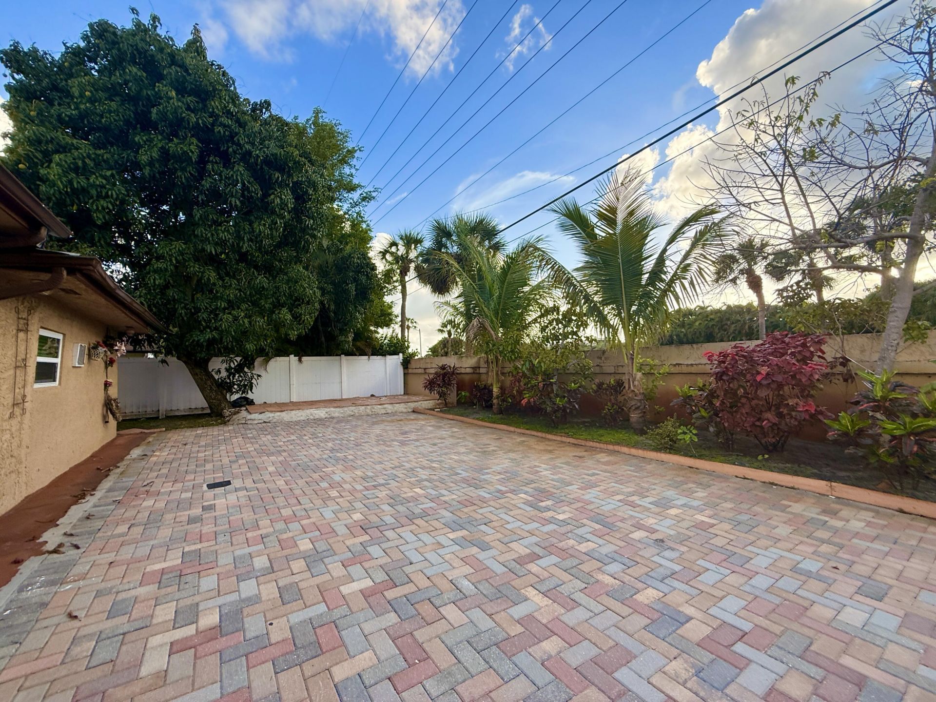 5279 W Woodstone Cir Circle W, Lake Worth, FL 33463 Photo