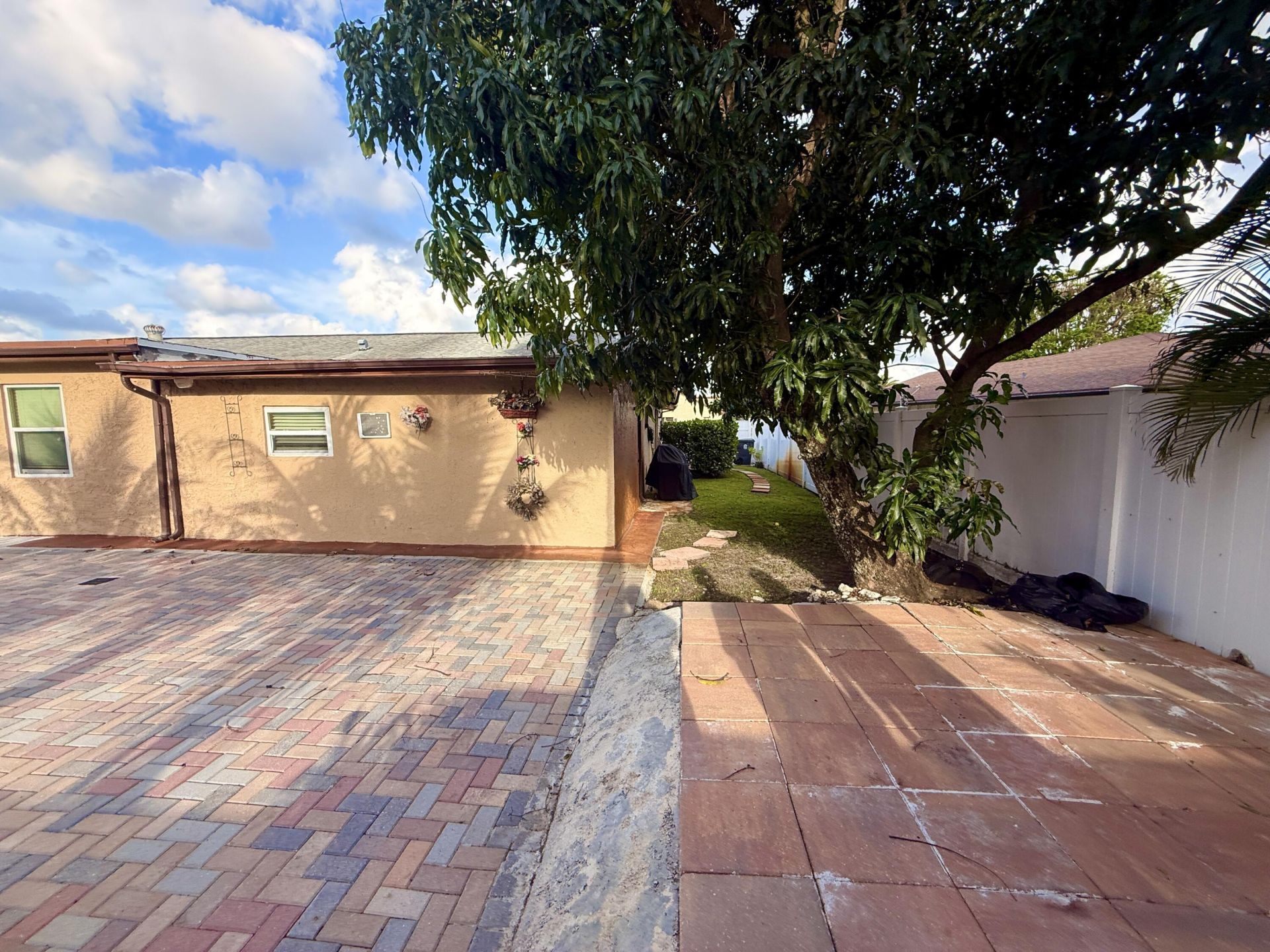 5279 W Woodstone Cir Circle W, Lake Worth, FL 33463 Photo