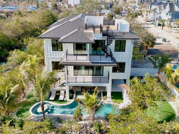 6548 SABAL DRIVE , SARASOTA, FL 34242