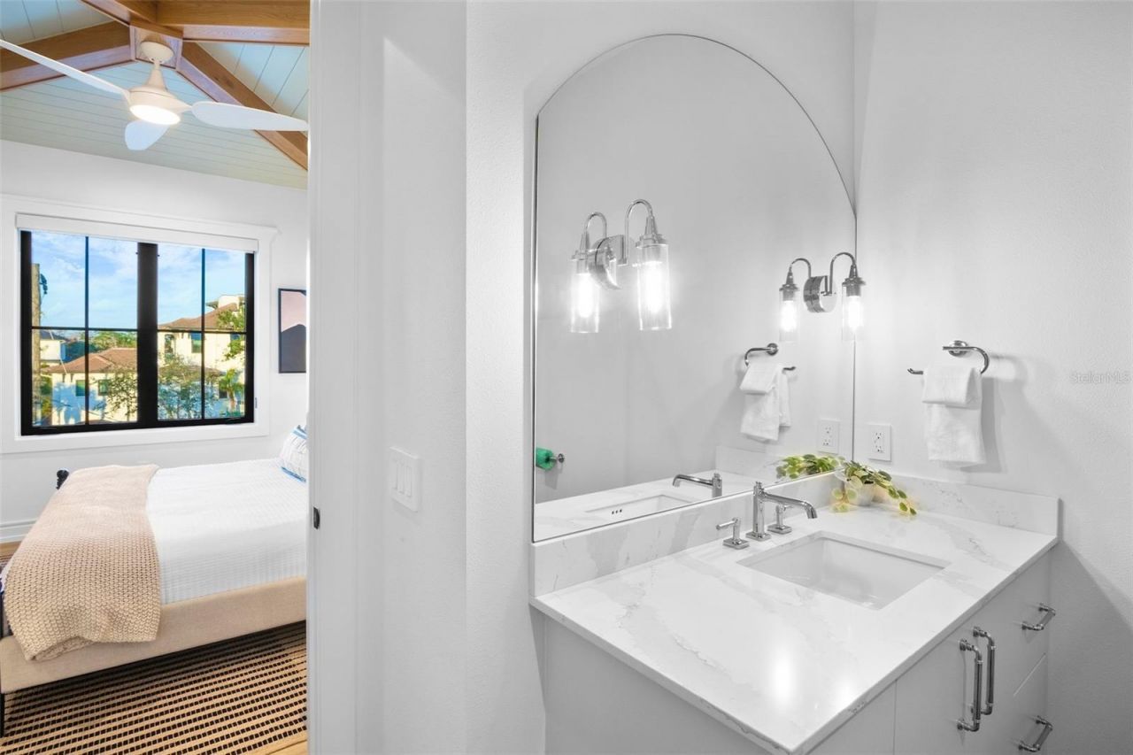 6548 Sabal Drive, Sarasota, FL 34242 Photo