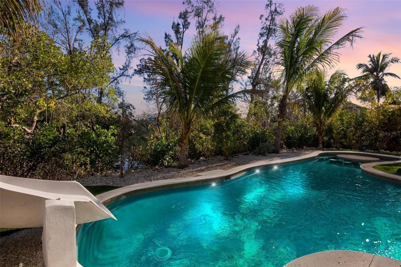 6548 Sabal Drive, Sarasota, FL 34242 Photo