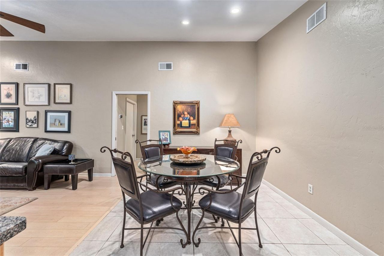 2725 NW 38th Street , Gainesville, FL 32605 Photo