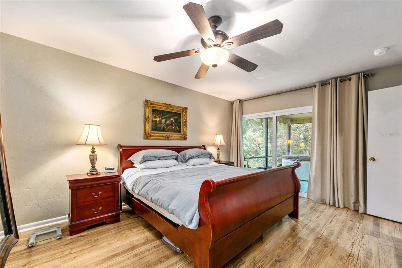 2725 NW 38th Street , Gainesville, FL 32605 Photo