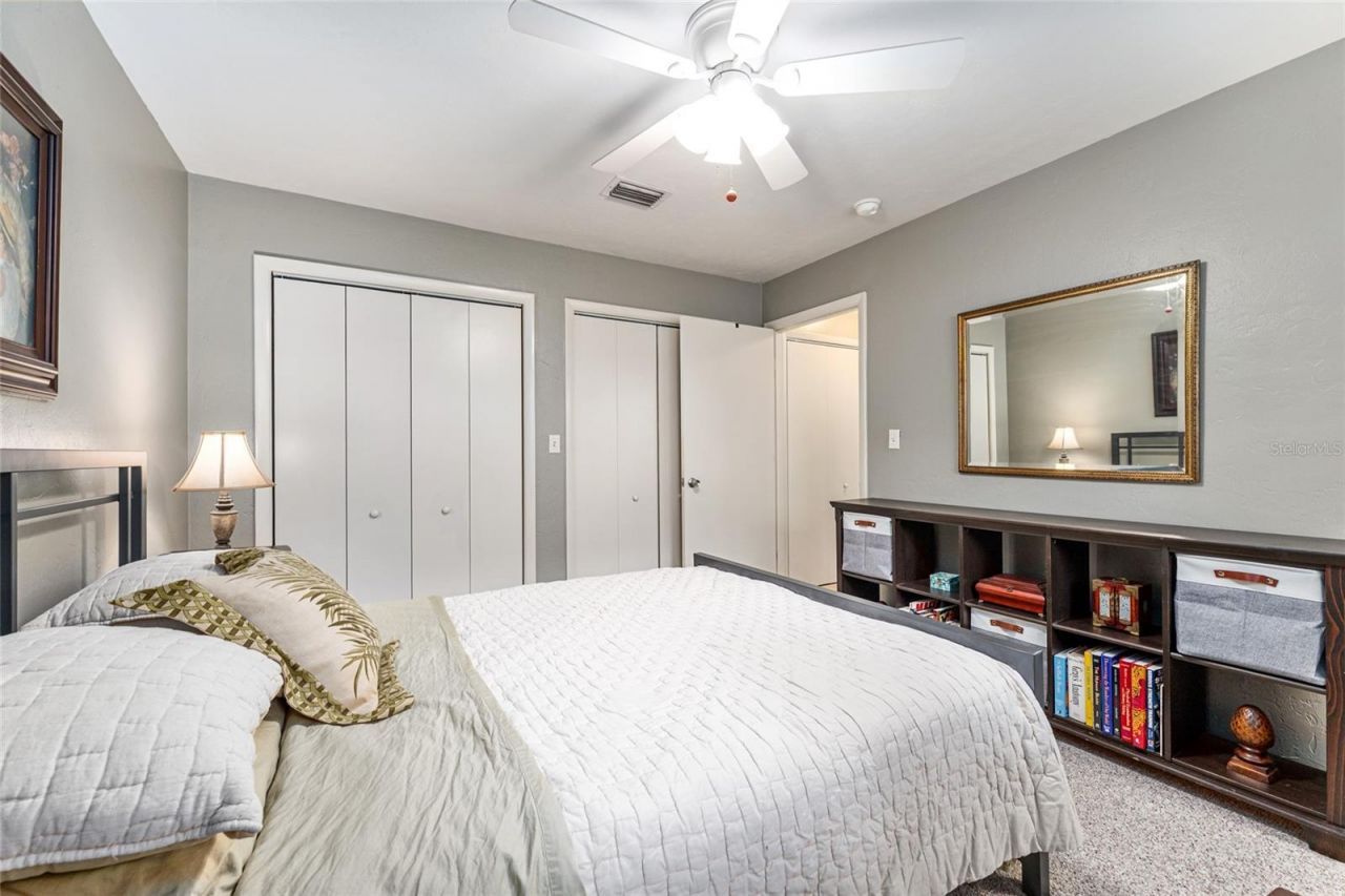 2725 NW 38th Street , Gainesville, FL 32605 Photo