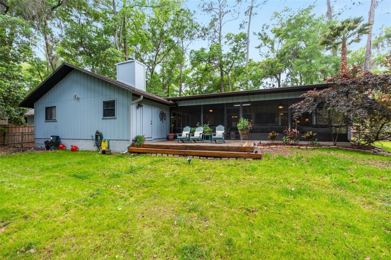 2725 NW 38th Street , Gainesville, FL 32605 Photo