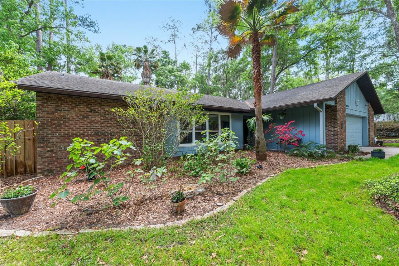 2725 NW 38th Street , Gainesville, FL 32605 Photo