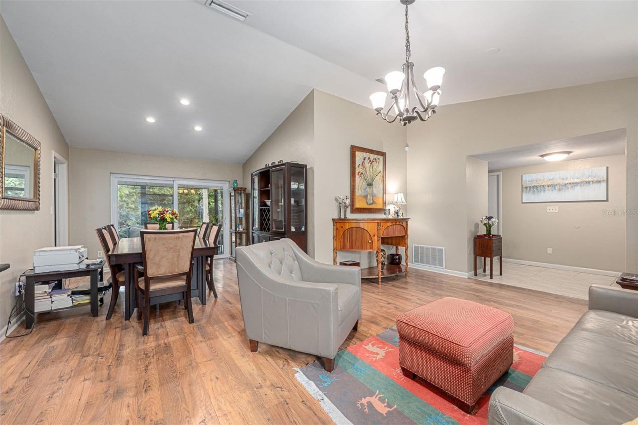 2725 NW 38th Street , Gainesville, FL 32605 Photo