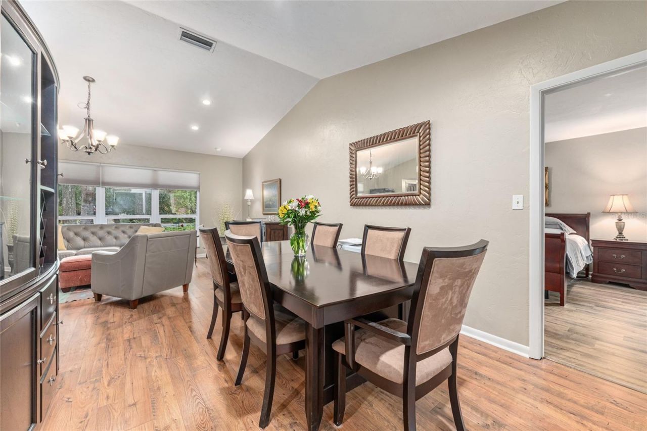 2725 NW 38th Street , Gainesville, FL 32605 Photo