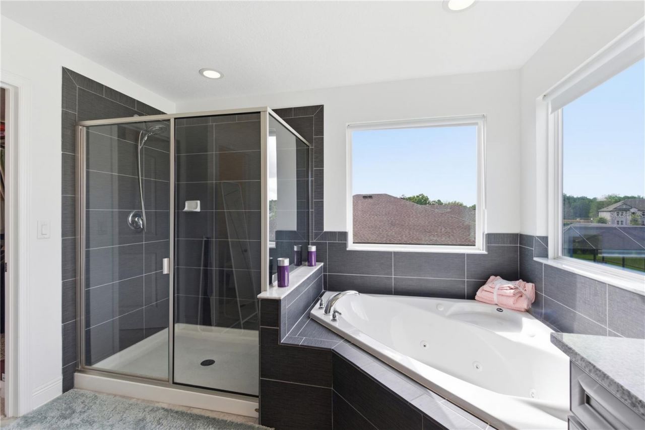 9714 Provencal Avenue, Seffner, FL 33584 Photo