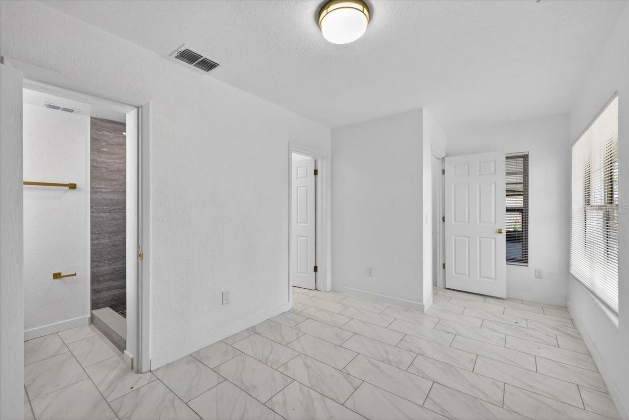 1465 Parkwood Street , Clearwater, FL 33755 Photo