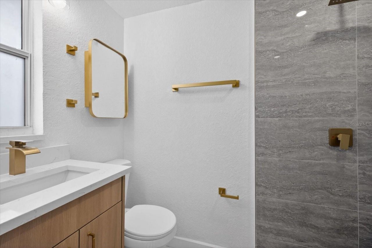 1465 Parkwood Street , Clearwater, FL 33755 Photo