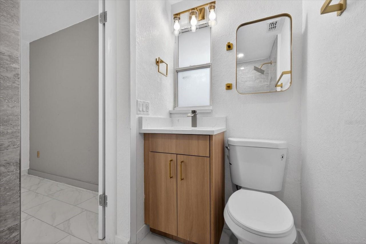 1465 Parkwood Street , Clearwater, FL 33755 Photo