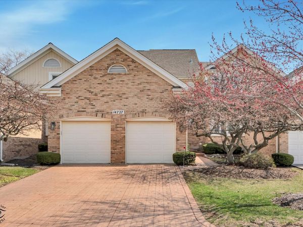 14727 Golf Road, Orland Park, IL 60462
