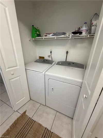 525 SE Van Loon Ter, Cape Coral, FL 33990 Photo