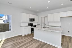 923 Blenheim Way photo 4