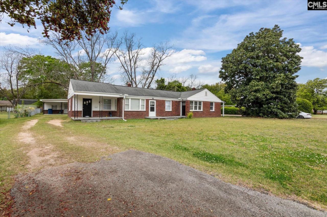 999 Seminole Drive Photo 12