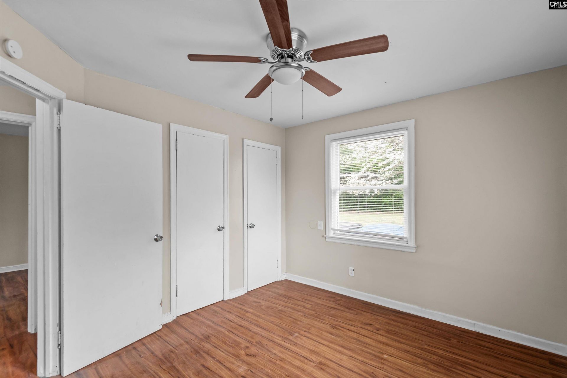 999 Seminole Drive Photo 16