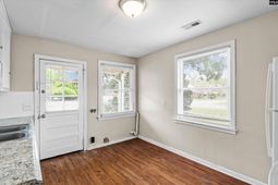 999 Seminole Drive photo 4