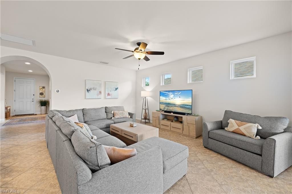 7022 Live Oak Dr, Naples, FL 34114 Photo