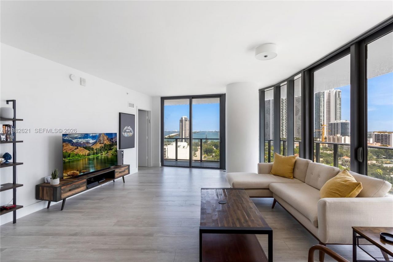 121 NE 34th St , Unit 1204, Miami, FL 33137 Photo