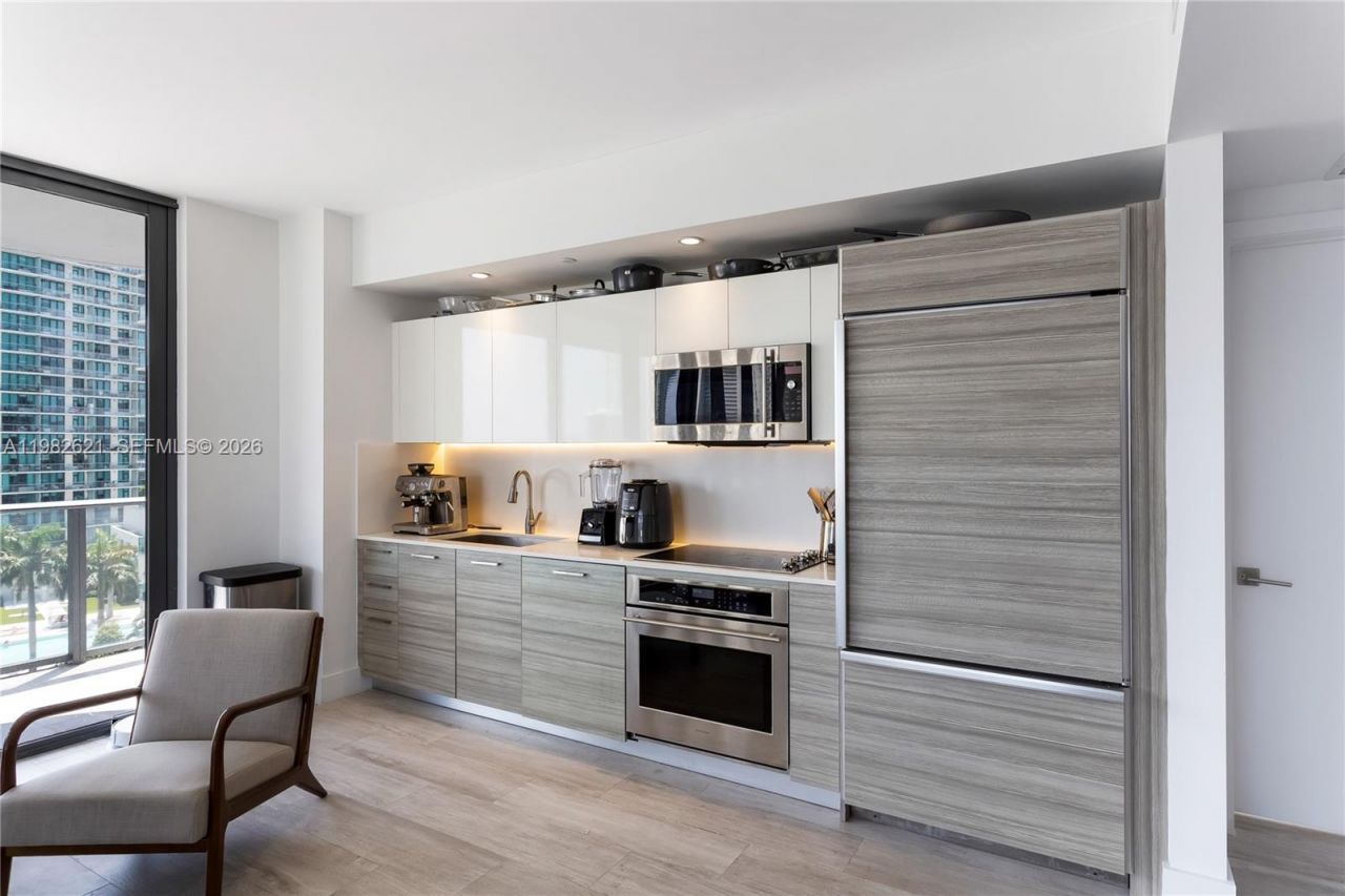 121 NE 34th St , Unit 1204, Miami, FL 33137 Photo