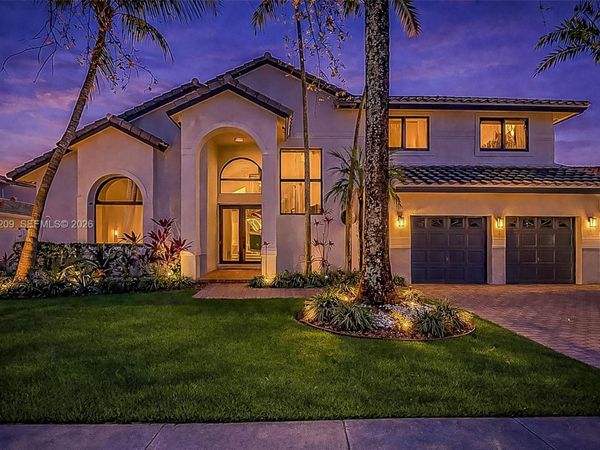 17504 SW 12th St , Pembroke Pines, FL 33029