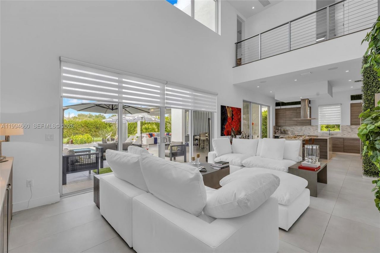 16631 Sunset Way, Weston, FL 33326 Photo