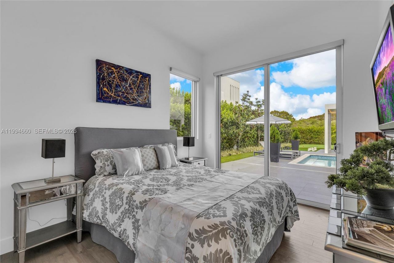 16631 Sunset Way, Weston, FL 33326 Photo