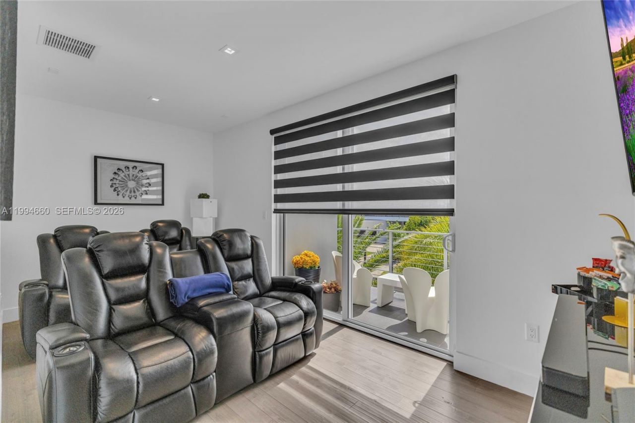 16631 Sunset Way, Weston, FL 33326 Photo