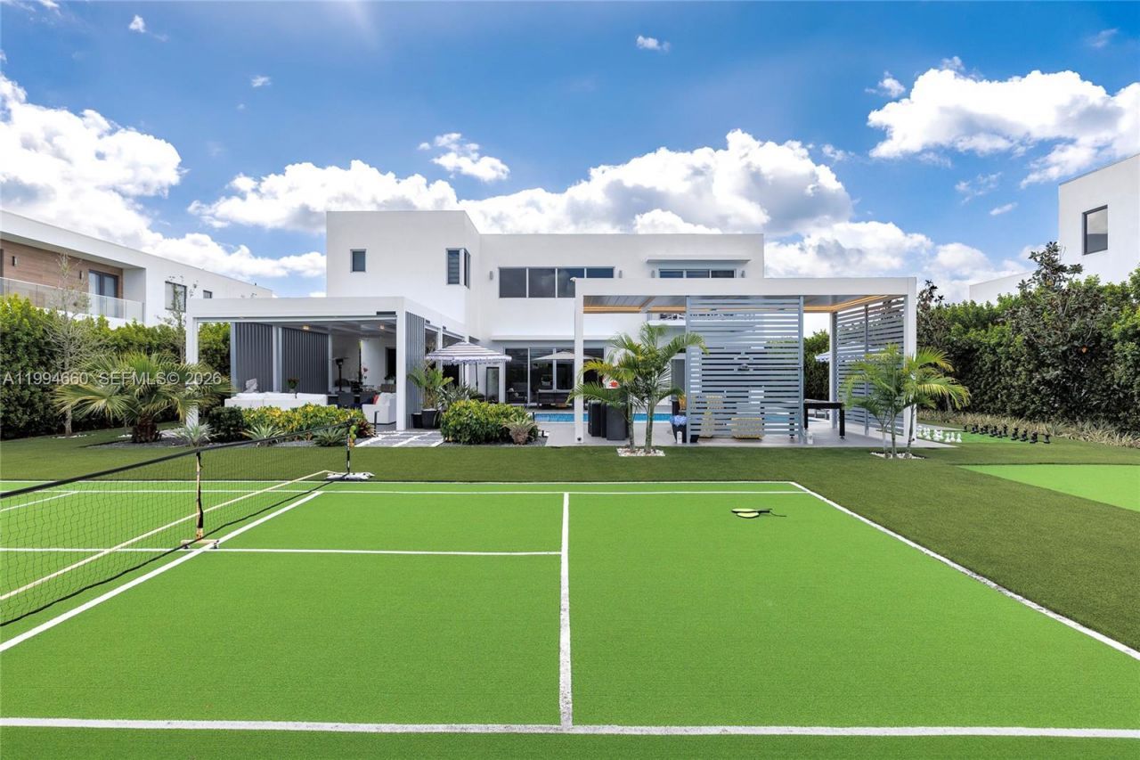 16631 Sunset Way, Weston, FL 33326 Photo